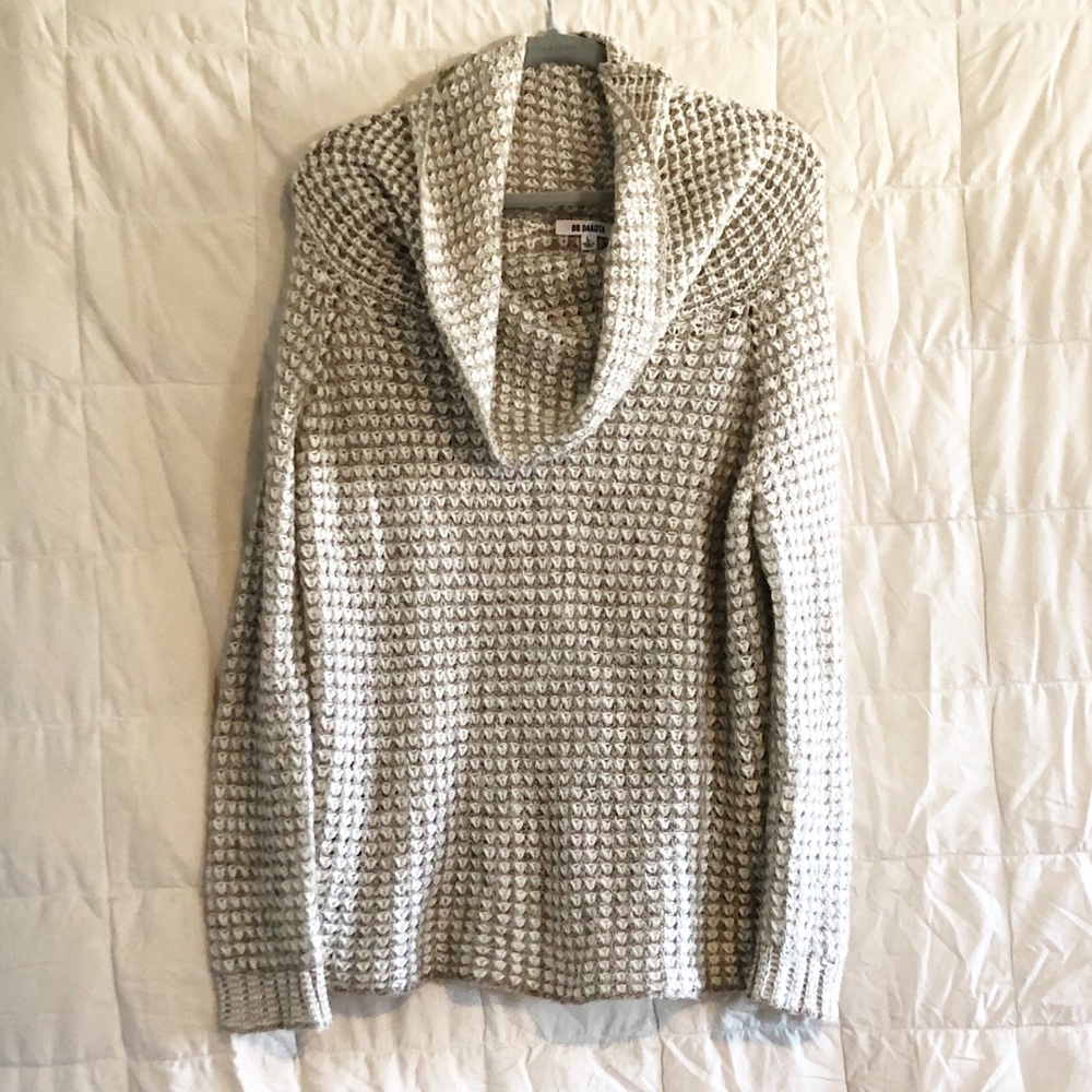VGUC BB Dakota Cowl Neck Sweater.